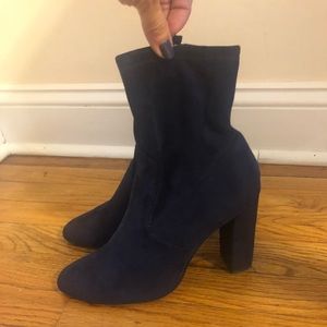 Steve Madden Blue Suede Booties Sz. 9